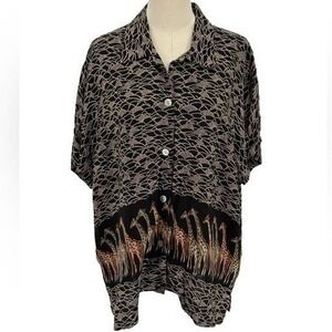 Stonebridge 100% Rayon Black & Tan Button Up Blouse w/ Giraffe Pattern (Size XL)